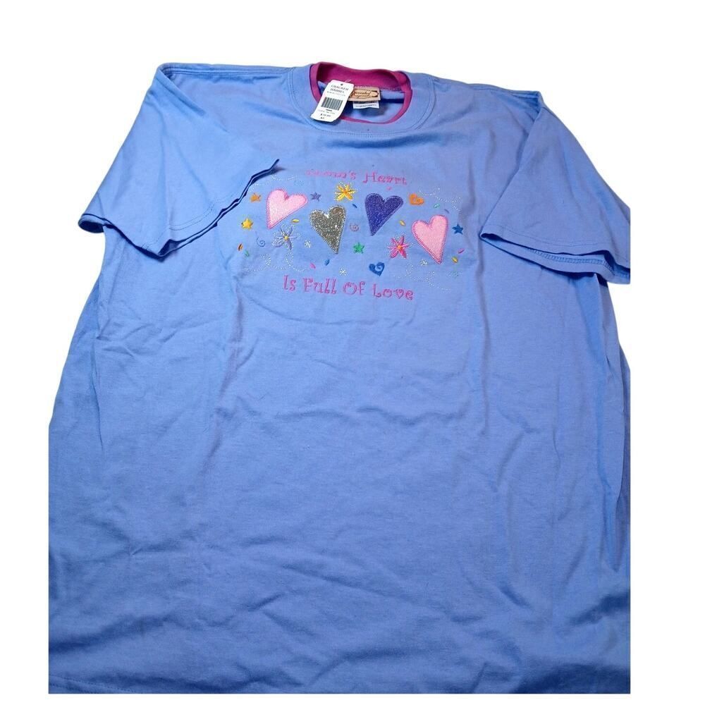 Decorated Originals Women's Embroidered 'Mom's Heart' Blue T-Shirt - XL
